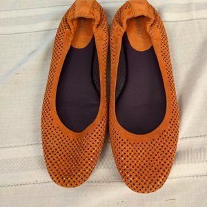 VANELI WOMENS BALDY ORANGE SUEDE FLATS SZ. 11